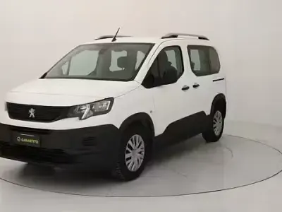 Usata Peugeot Rifter Active 110 CV (80 kW) 2019 Bianco Monovolume