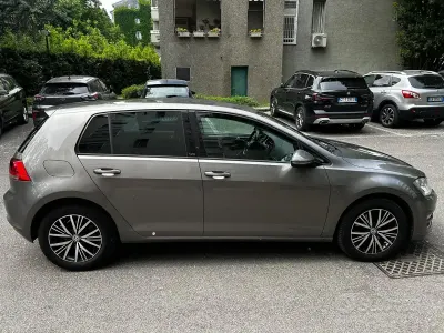 Usata VW Golf VII 110 CV (80 kW) 2016 Grigio Berlina