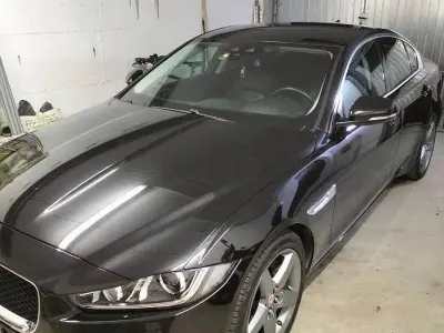 Usata Jaguar XE Prestige 180 CV (132 kW) 2015 Berlina