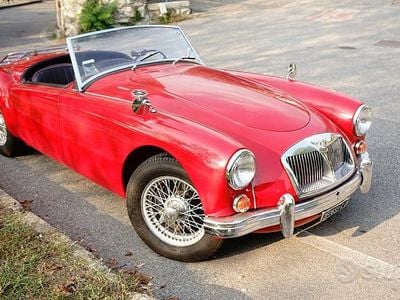 Usata MG MGA 1960 Rosso Cabrio