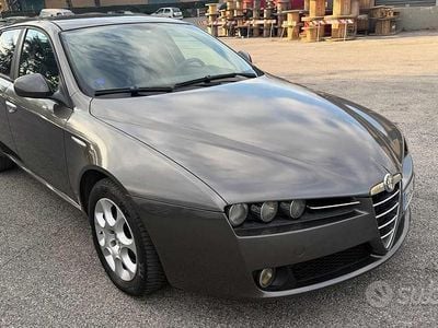 Usata Alfa Romeo 159 150 CV (110 kW) 2007 Grigio Station wagon