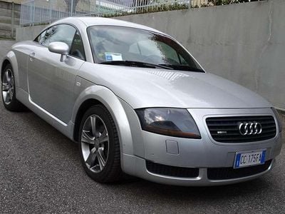 Usata Audi TT Comfort 224 CV (164 kW) 2002 Argento Coupé