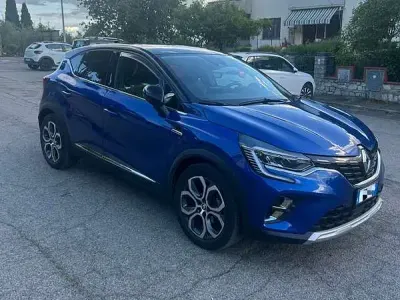 Usata Renault Captur Techno 101 CV (74 kW) 2023 SUV