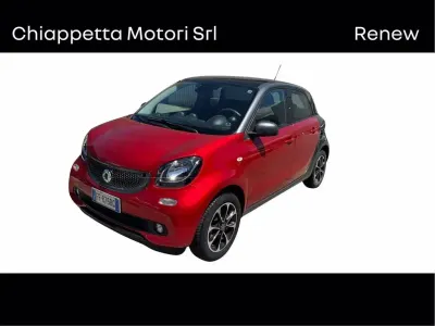 Begagnad Smart ForFour Passion 71 HK (52 kW) 2016 Röd Halvkombi