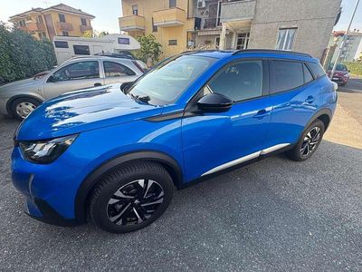 Usata Peugeot 2008 Allure 131 CV (96 kW) 2023 Blu/azzurro SUV