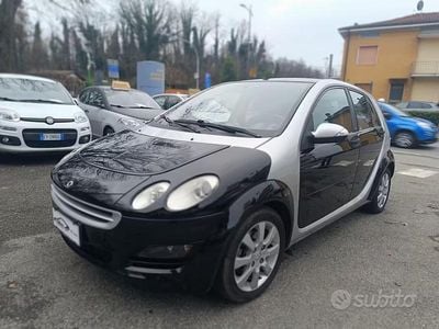 Usata Smart ForFour Passion 95 CV (69 kW) 2006 Nero Utilitaria