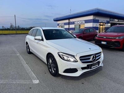 Usata Mercedes C220 170 CV (125 kW) 2016 Bianco Station wagon