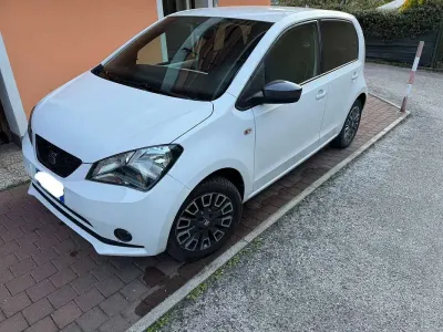 Usado Seat Mii Chic 68 CV (50 kW) 2019 Utilitario