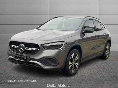 Usata Mercedes GLA200 150 CV (110 kW) 2022 Gray SUV