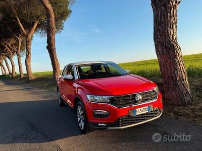Usata VW T-Roc 115 CV (84 kW) 2018 Rosso SUV
