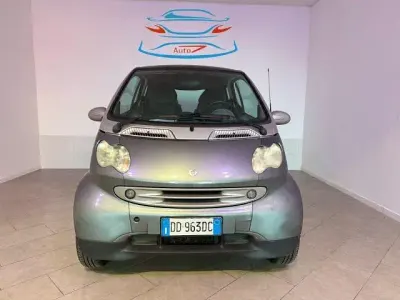 Usata Smart ForTwo Coupé Passion 61 CV (44 kW) 2006 Argento Coupé