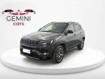 Usata Jeep Compass Summit 131 CV (96 kW) 2024 Grigio SUV
