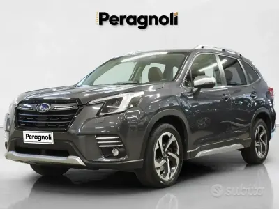Usata Subaru Forester Premium 150 CV (110 kW) 2023 Grigio scuro SUV