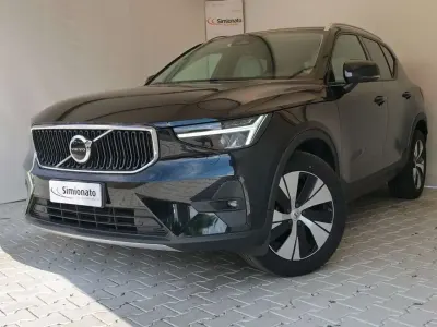 Usata Volvo XC40 Core 197 CV (144 kW) 2022 Nero SUV