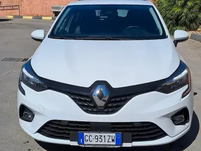 Usata Renault Clio V 86 CV (63 kW) 2020 Bianco Berlina