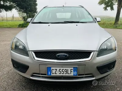 Käytetty Ford Focus S 116 HP (85 kW) 2007 Harmaa Farmari