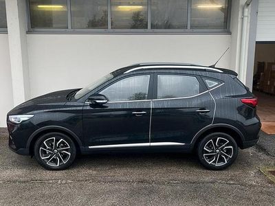 Usata MG ZS 106 CV (77 kW) 2021 Nero Berlina