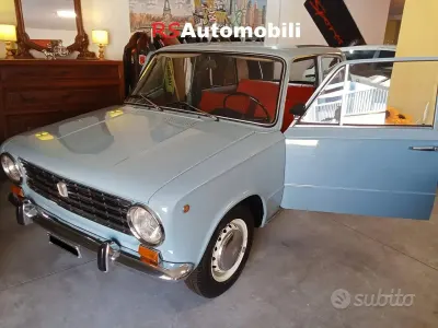 Usata Fiat 124 60 CV (44 kW) 1970 Blu Berlina