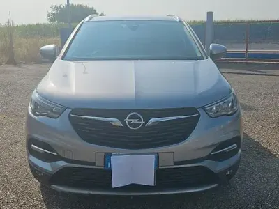Usata Opel Grandland X 131 CV (96 kW) 2018 Grigio SUV