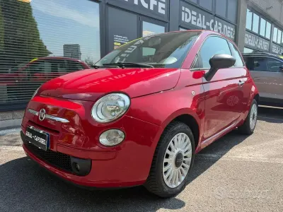Usata Fiat 500 Lounge 69 CV (50 kW) 2014 Rosso Utilitaria