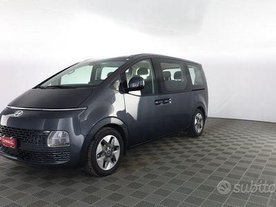 Usata Hyundai Staria 177 CV (130 kW) 2023 Graphite gray Monovolume