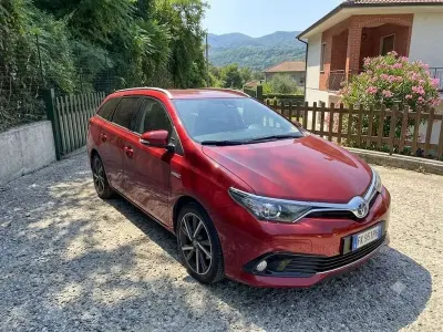 Usata Toyota Auris Touring Sports