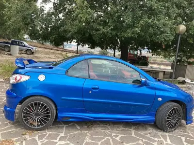 Usata Peugeot 206 CC 109 CV (80 kW) 2006 Bluazzurro Cabrio