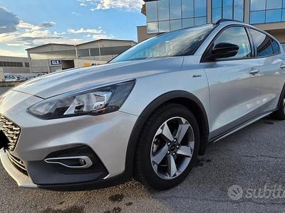 Grigio Usata 2018 Ford Focus Active Berlina | 13.600 € (Ottimo prezzo)