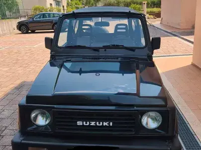Usata Suzuki Samurai 64 CV (47 kW) 1988 Nero SUV