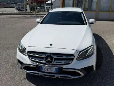 Usata Mercedes E220 All-Terrain Business 194 CV (142 kW) 2018 Bianco Station wagon