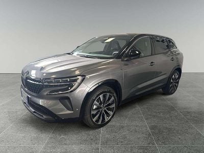 Usata Renault Austral Techno 200 CV (147 kW) 2024 Grigio SUV