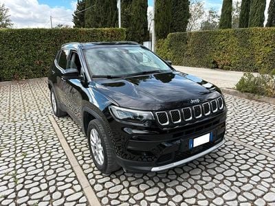 Käytetty Jeep Compass Limited 190 HP (139 kW) 2022 Musta Katumaasturi