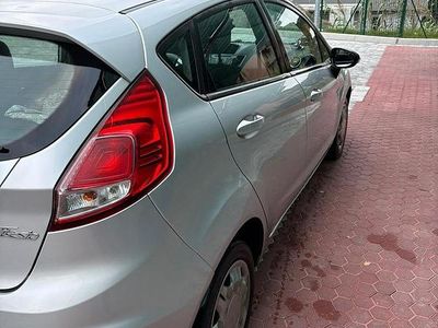 Usata Ford Fiesta 2013 Grigio Berlina