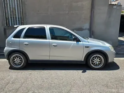 Usata Opel Corsa 69 CV (50 kW) 2005 Grigio Utilitaria