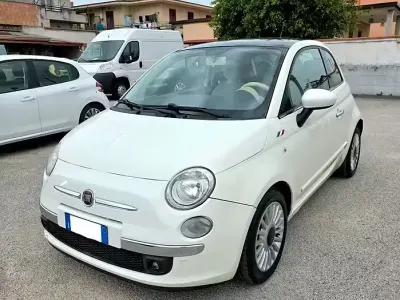 Usata Fiat 500 Lounge 85 CV (62 kW) 2012 Bianco Utilitaria