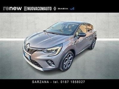 Usata Renault Captur Intens 100 CV (73 kW) 2023 Grigio SUV
