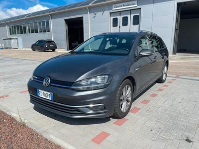 Usata VW Golf VII 110 CV (80 kW) 2017 Grigio Station wagon