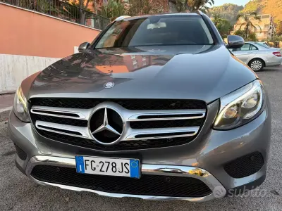 Usata Mercedes GLC250 204 CV (150 kW) 2016 Grigio SUV