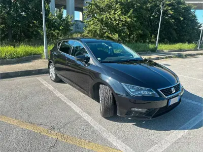 Usata Seat Leon Business 131 CV (96 kW) 2019 Nero Berlina