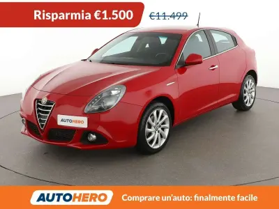 Usata Alfa Romeo Giulietta Distinctive 120 CV (88 kW) 2016 Rosso Utilitaria
