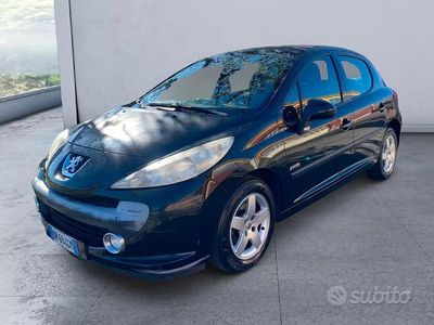 Usata Peugeot 207 75 CV (55 kW) 2008 Nero Berlina