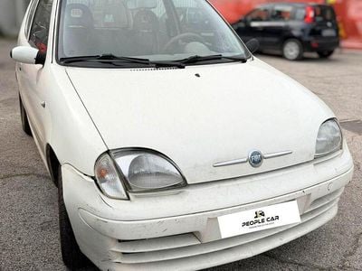 Usata Fiat 600 54 CV (39 kW) 2007 Bianco Utilitaria