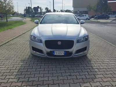 Usata Jaguar XF R-Sport 179 CV (131 kW) 2017 Berlina