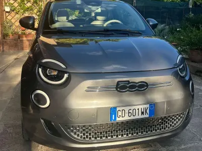 Second-hand Fiat 500e La Prima 42 kW (58 CP) 2021 Gri Hatchback