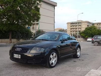 Usata Audi TT 180 CV (132 kW) 1999 Nero Coupé