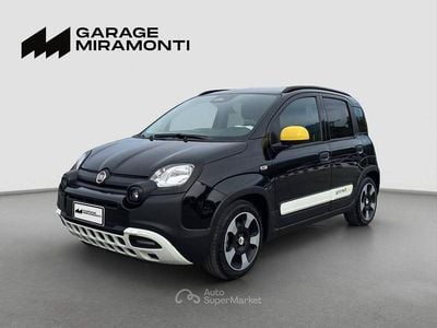 Usata Fiat Panda Cross Cross 69 CV (50 kW) 2025 Nero Utilitaria