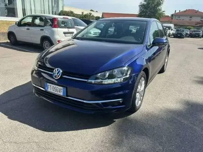 Usata VW Golf VII Trendline 116 CV (85 kW) 2019 Blu/azzurro Berlina