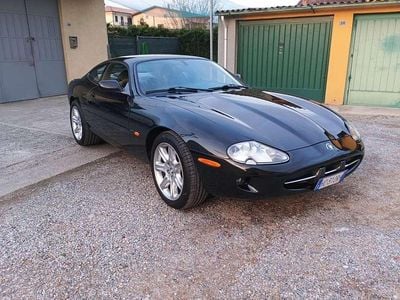 Usata Jaguar XK8 284 CV (208 kW) 1999 Nero Coupé