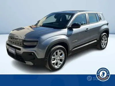 Usata Jeep Avenger Altitude 100 CV (73 kW) 2025 Grigio scuro metallizzato SUV