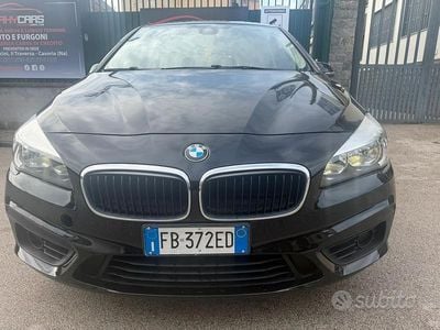 Usata BMW 214 Active Tourer Luxury Line 95 CV (69 kW) 2015 Nero Monovolume
